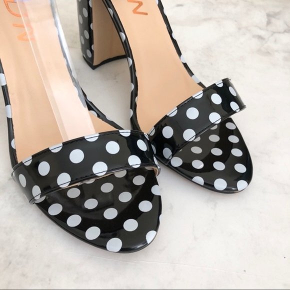 SOLD❤️ Size 8 Polka Dot Cute Ankle Strap Heel - Picture 5 of 8